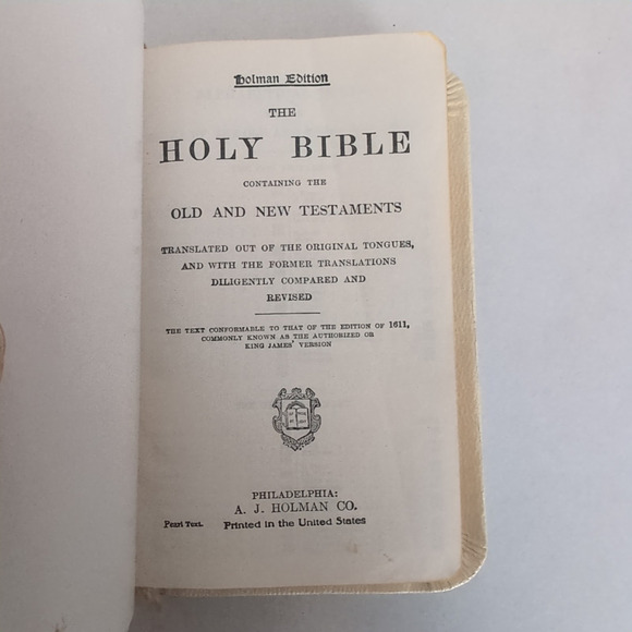 Holy Bible Holman Edition Old & New Testaments White Gold Gilt Edges 1950s - Picture 9 of 12
